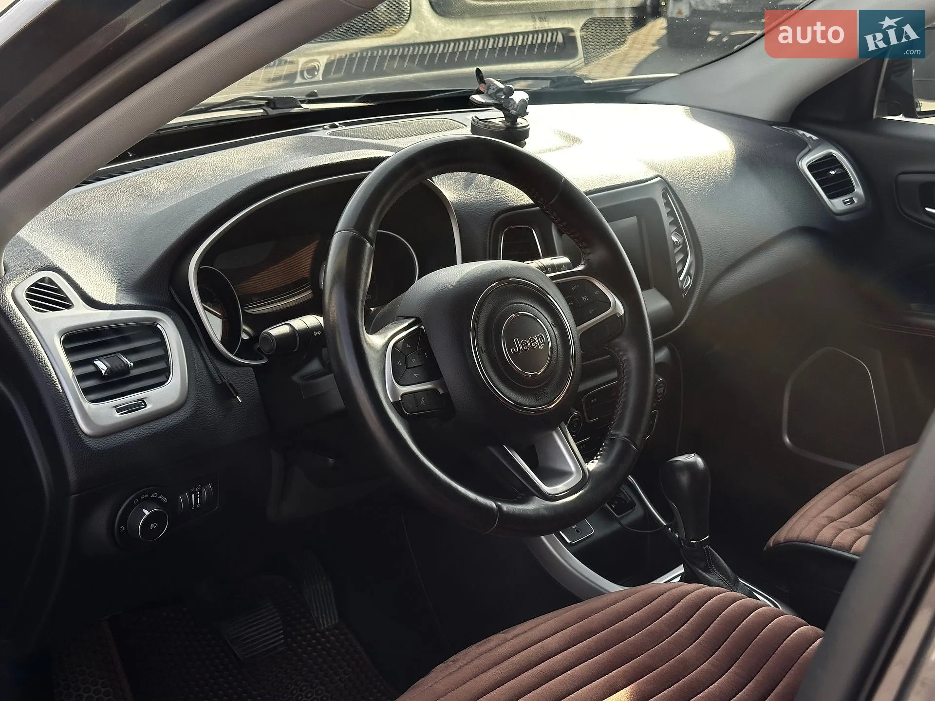 2017 Jeep Compass - мініатюра 23