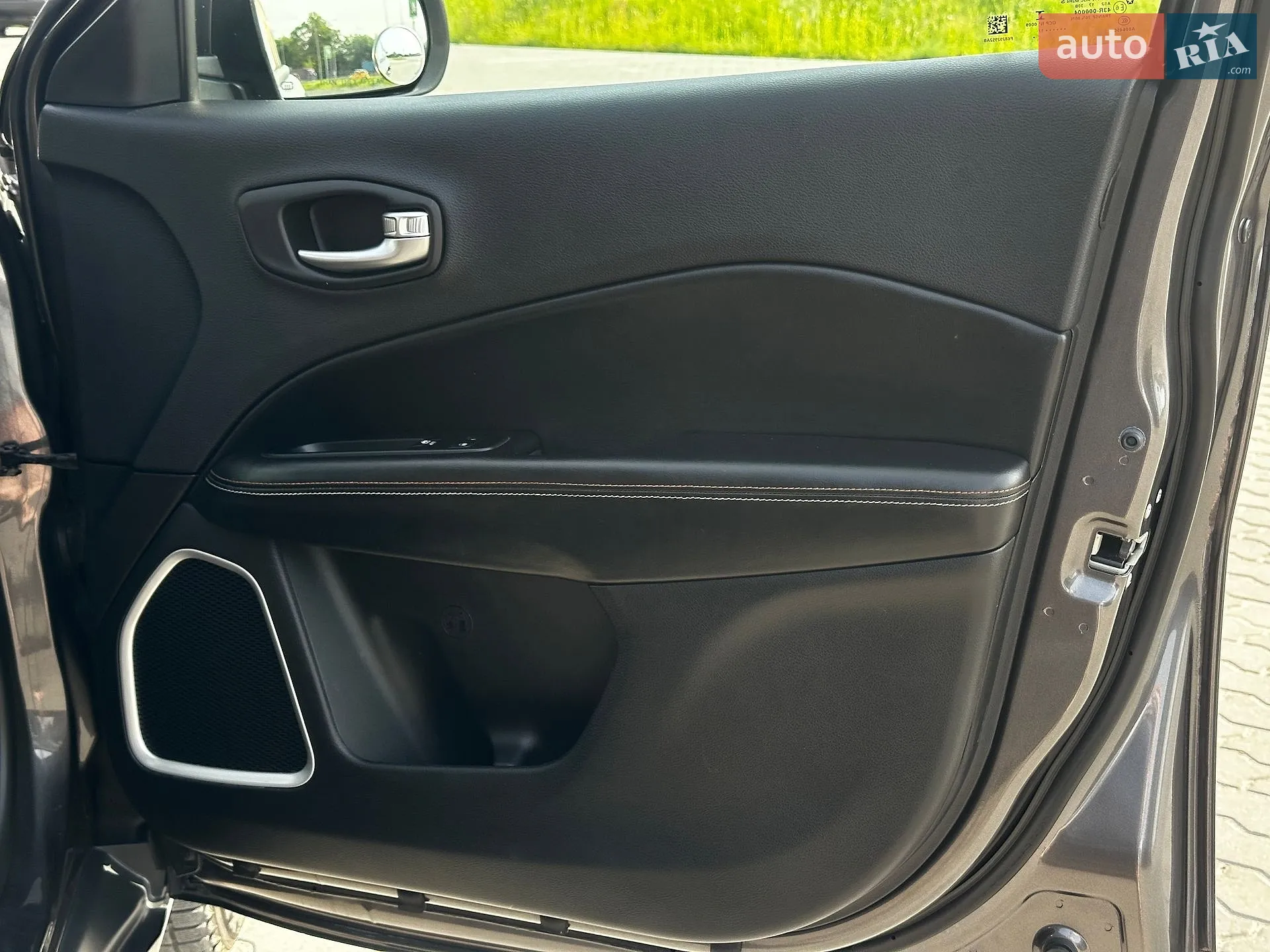 2017 Jeep Compass - мініатюра 40