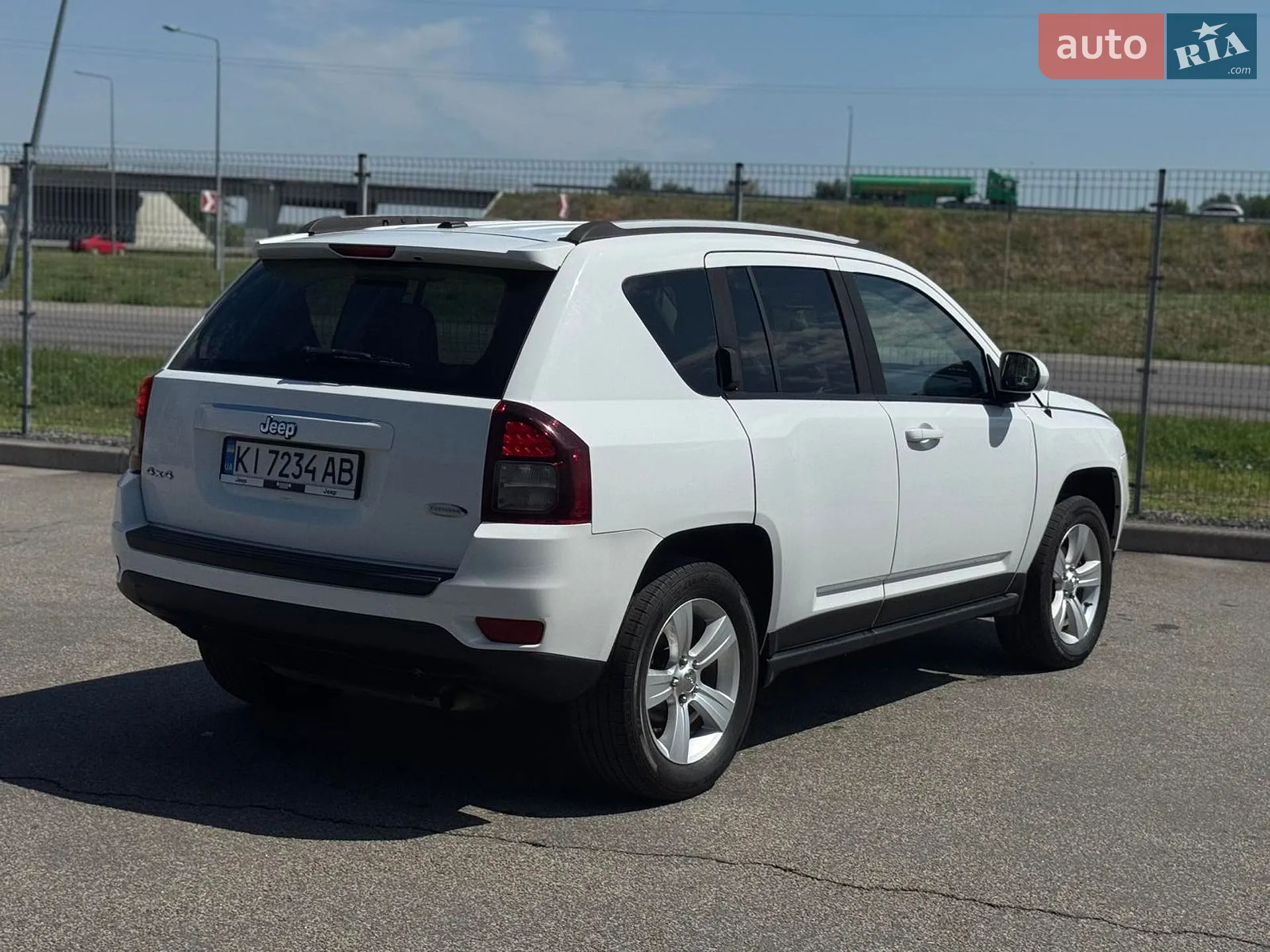 2015 Jeep Compass - мініатюра 9