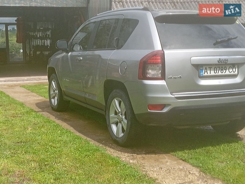 Внедорожник / Кроссовер Jeep Compass 2015 в Ивано-Франковске