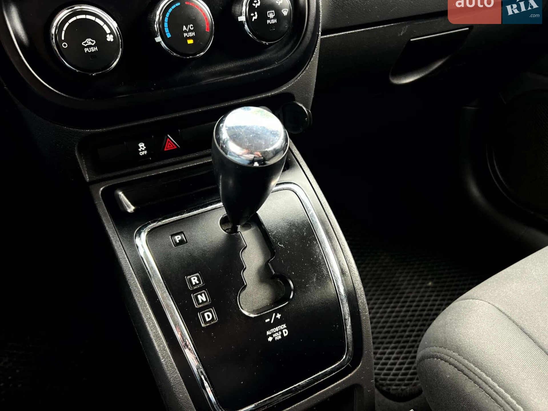 2012 Jeep Compass - мініатюра 16