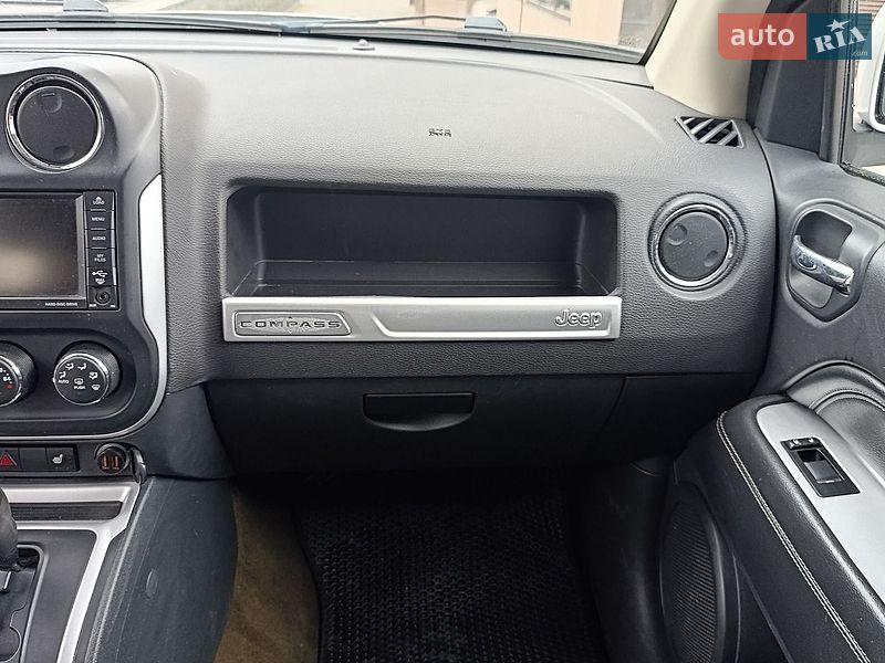 Позашляховик / Кросовер Jeep Compass 2015 в Черкасах