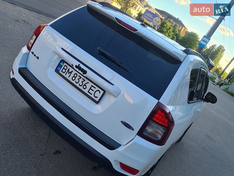 Внедорожник / Кроссовер Jeep Compass 2015 в Конотопе