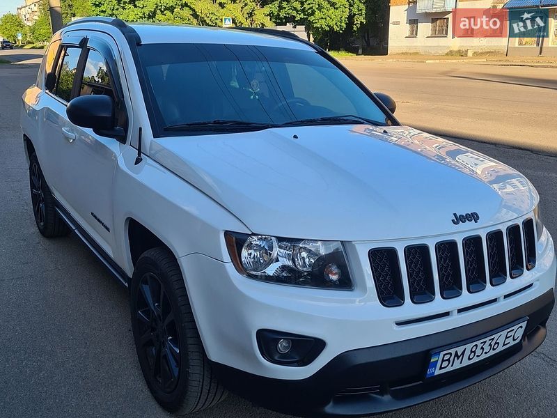 Внедорожник / Кроссовер Jeep Compass 2015 в Конотопе