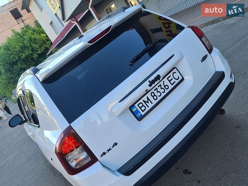 Внедорожник / Кроссовер Jeep Compass 2015 в Конотопе