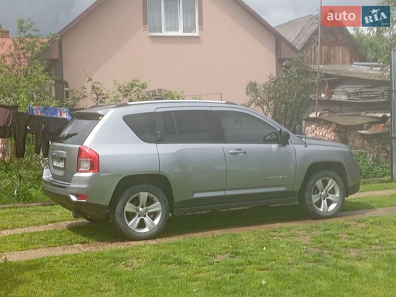 Внедорожник / Кроссовер Jeep Compass 2015 в Ивано-Франковске