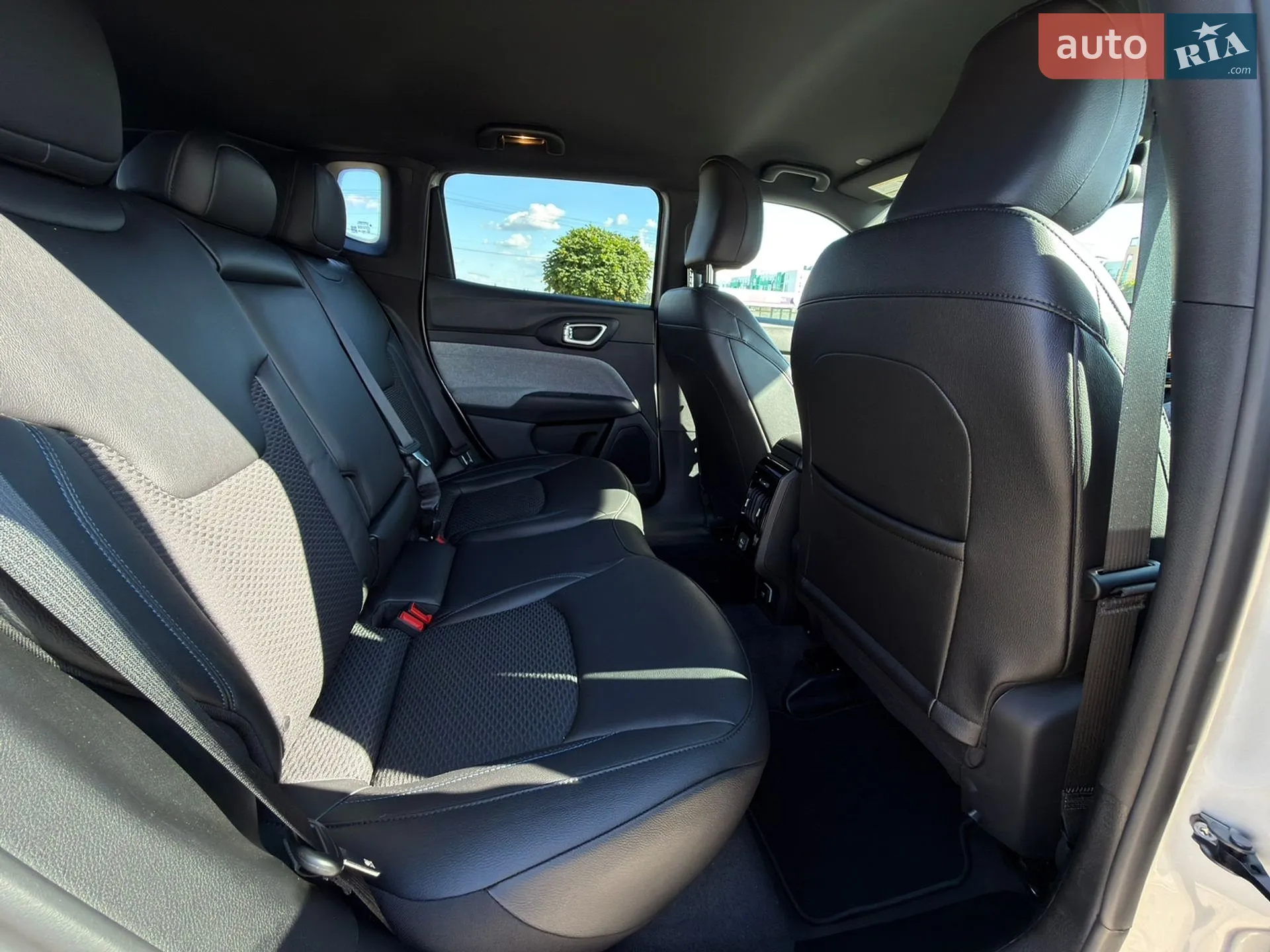 2025 Jeep Compass - мініатюра 19