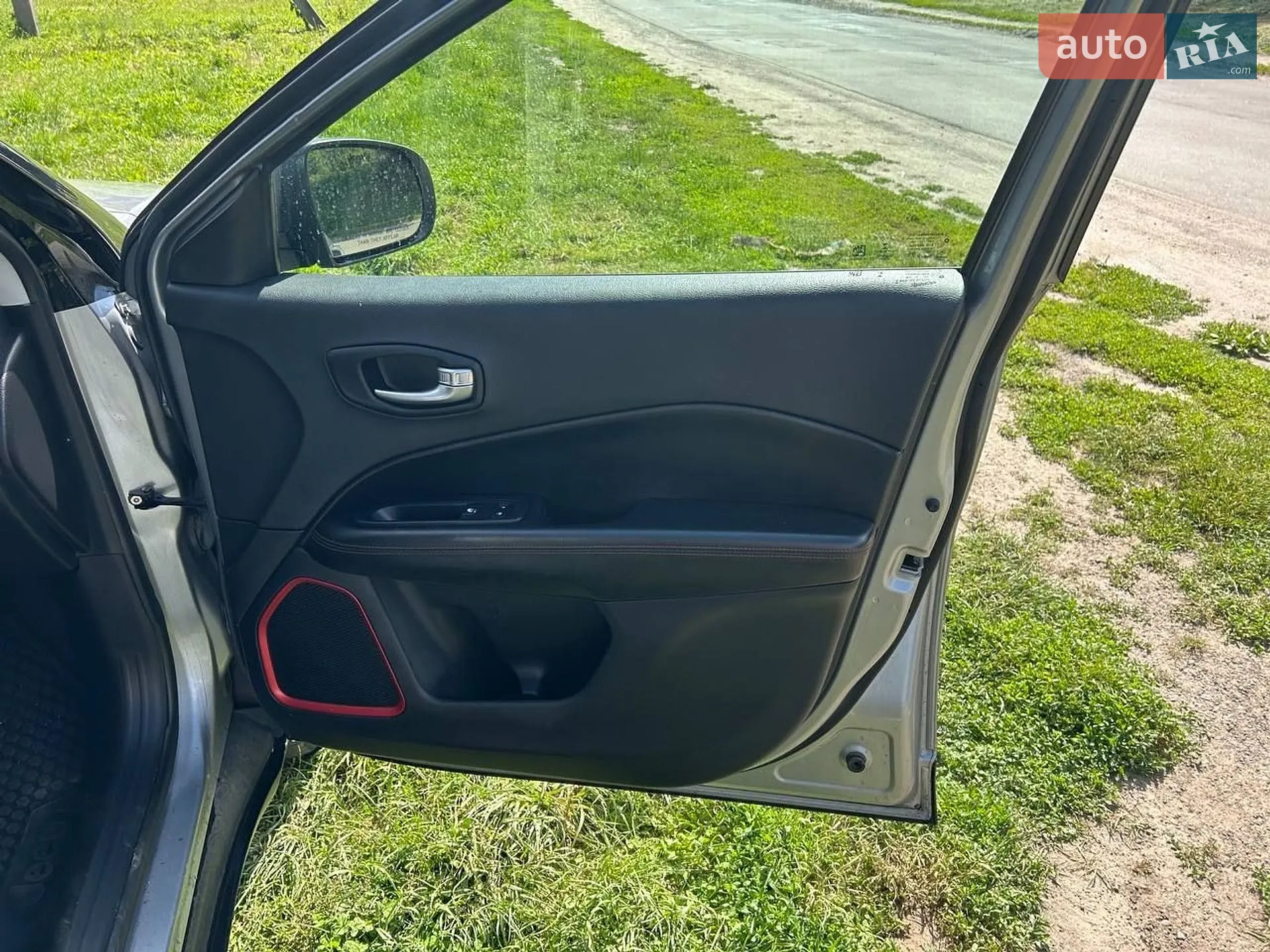 2021 Jeep Compass - мініатюра 13