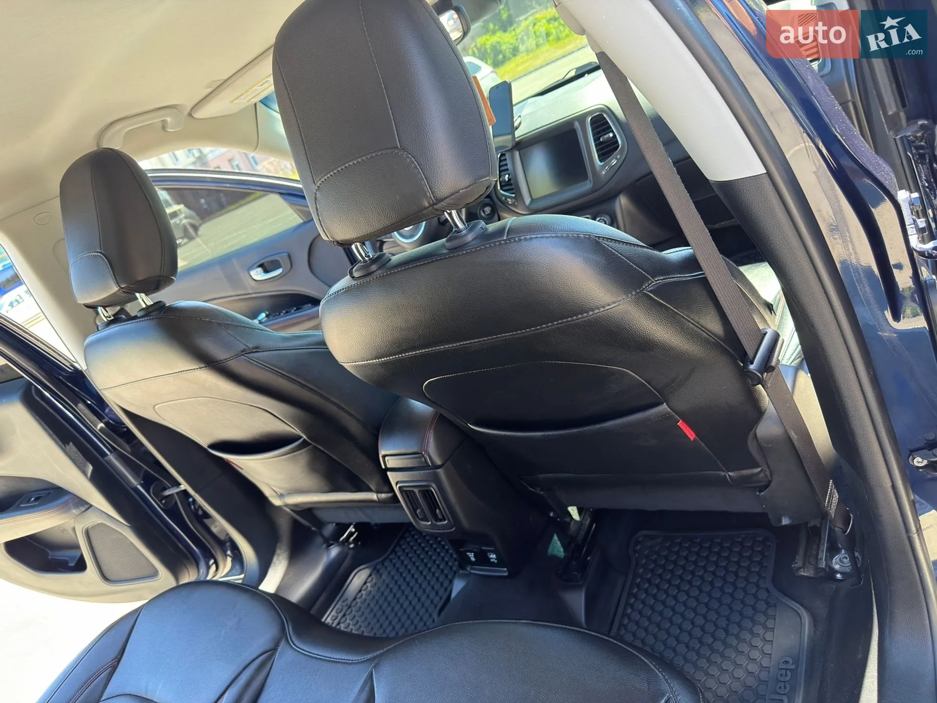 2019 Jeep Compass - мініатюра 12