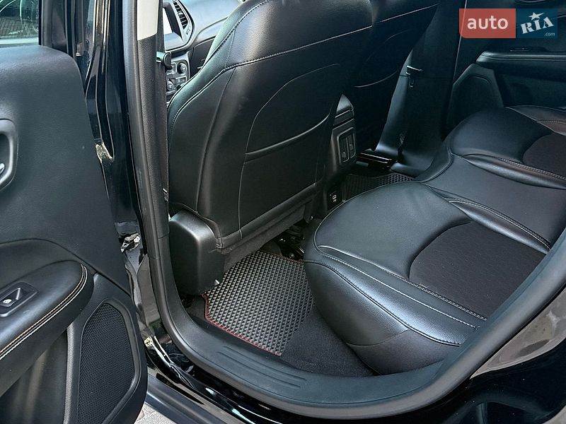 Внедорожник / Кроссовер Jeep Compass 2020 в Ивано-Франковске фото 6 Внедорожник / Кроссовер Jeep Compass 2020 в Ивано-Франковске