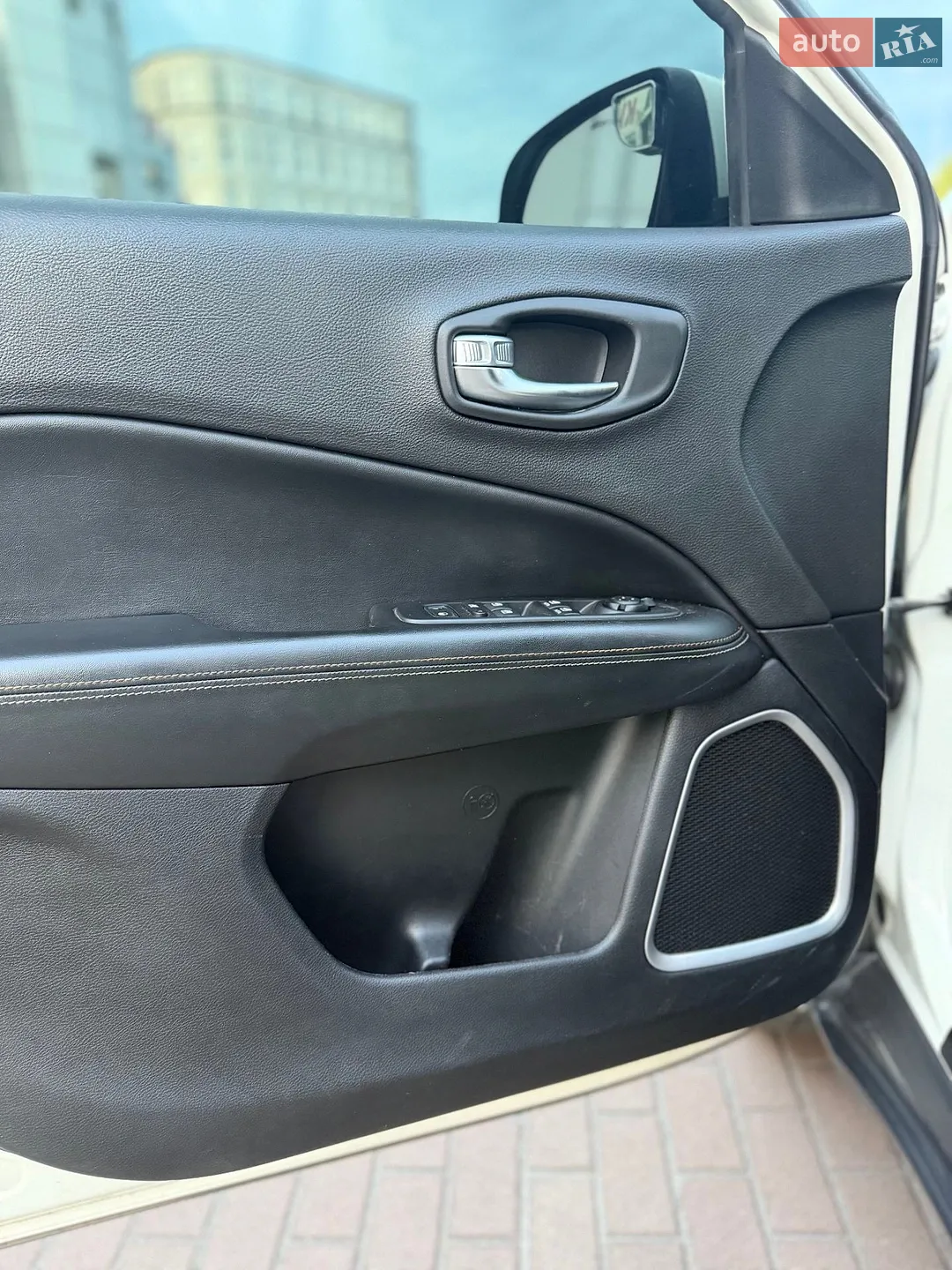 2018 Jeep Compass - мініатюра 15