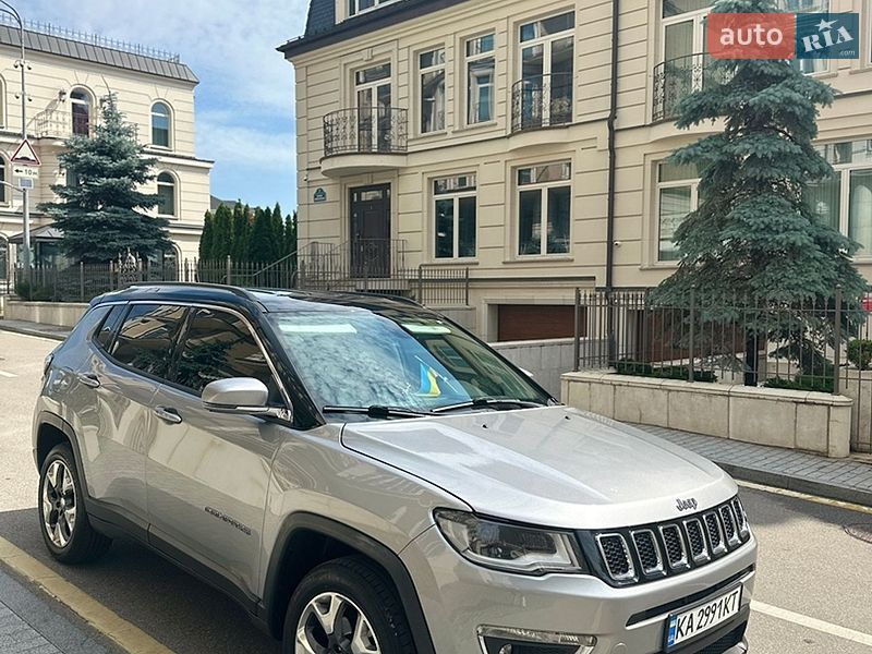 Внедорожник / Кроссовер Jeep Compass 2017 в Киеве фото 4 Внедорожник / Кроссовер Jeep Compass 2017 в Киеве