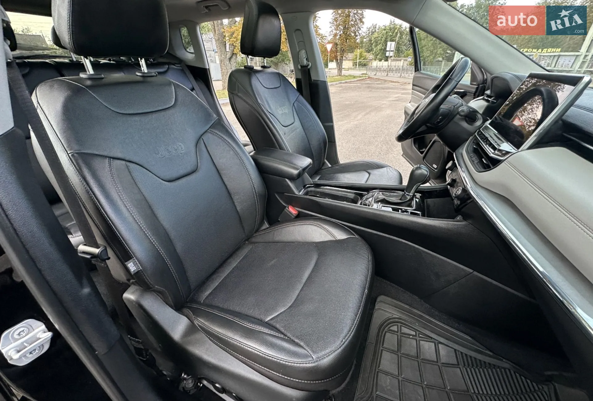 2021 Jeep Compass - мініатюра 19
