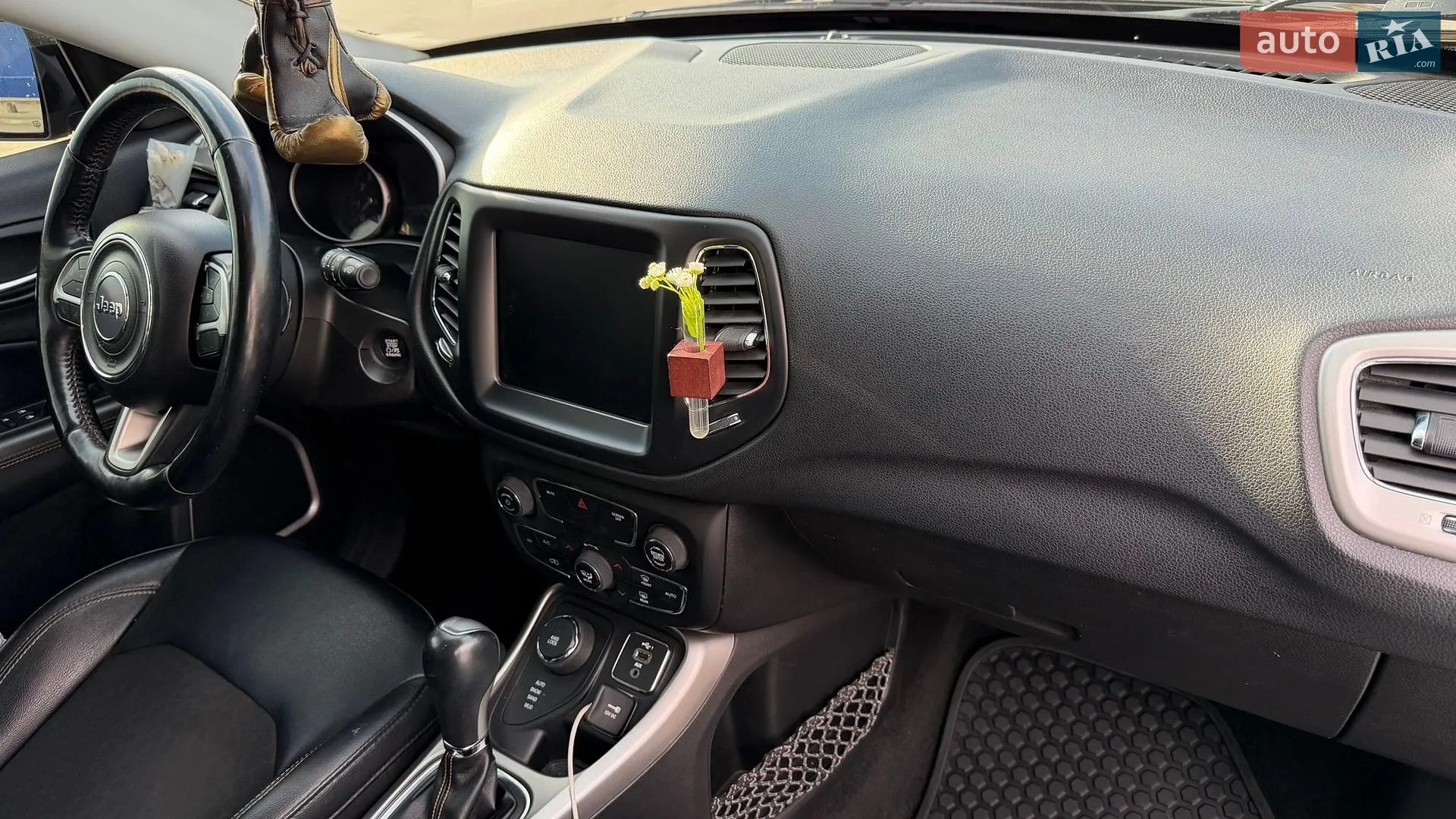 2019 Jeep Compass - мініатюра 13