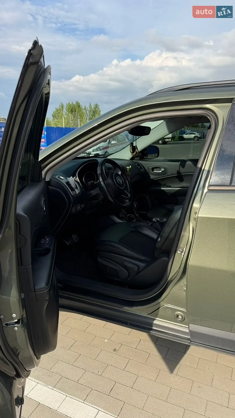 2019 Jeep Compass - мініатюра 41