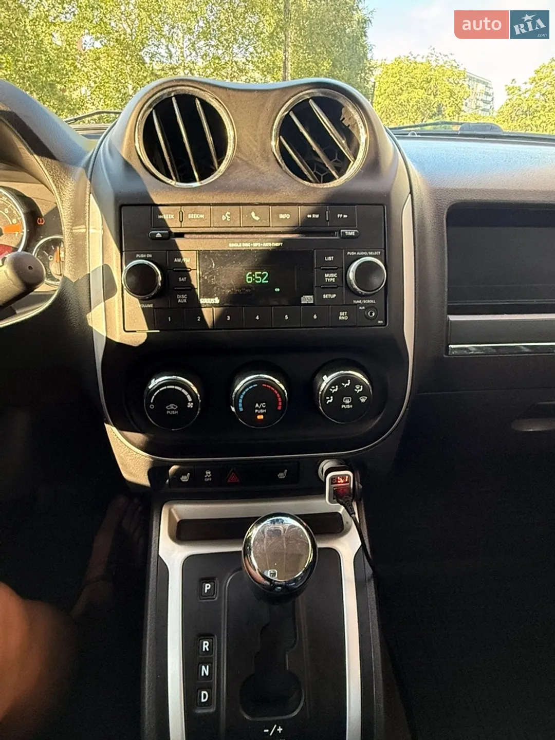 2016 Jeep Compass - мініатюра 18
