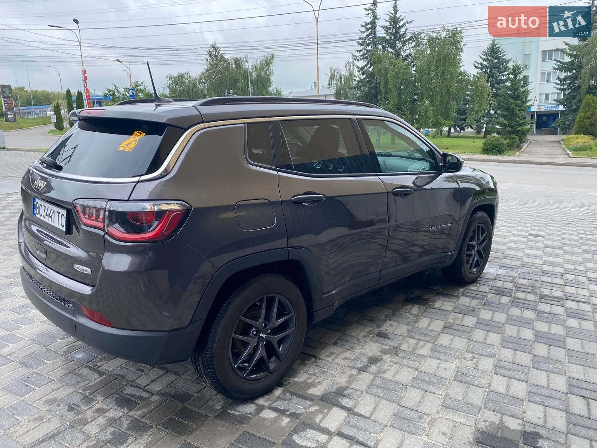 2017 Jeep Compass - мініатюра 3