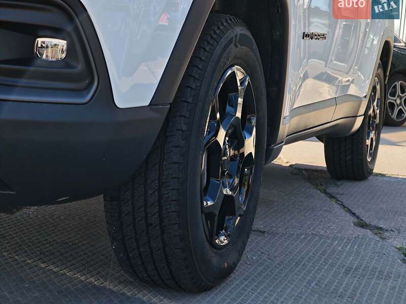 Позашляховик / Кросовер Jeep Compass 2023 в Харкові фото 6 Позашляховик / Кросовер Jeep Compass 2023 в Харкові