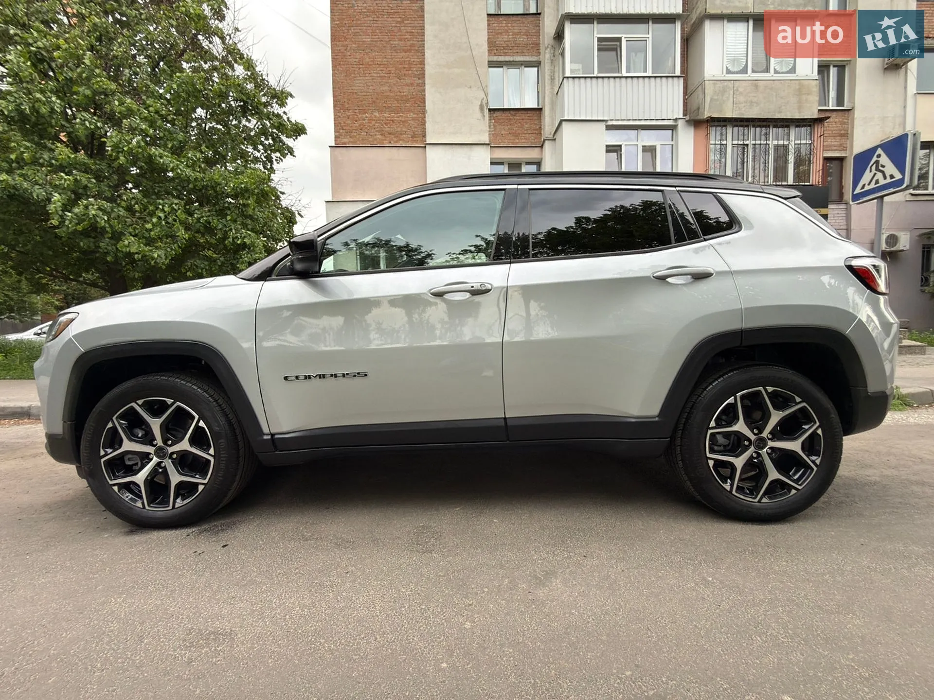 2025 Jeep Compass - мініатюра 12