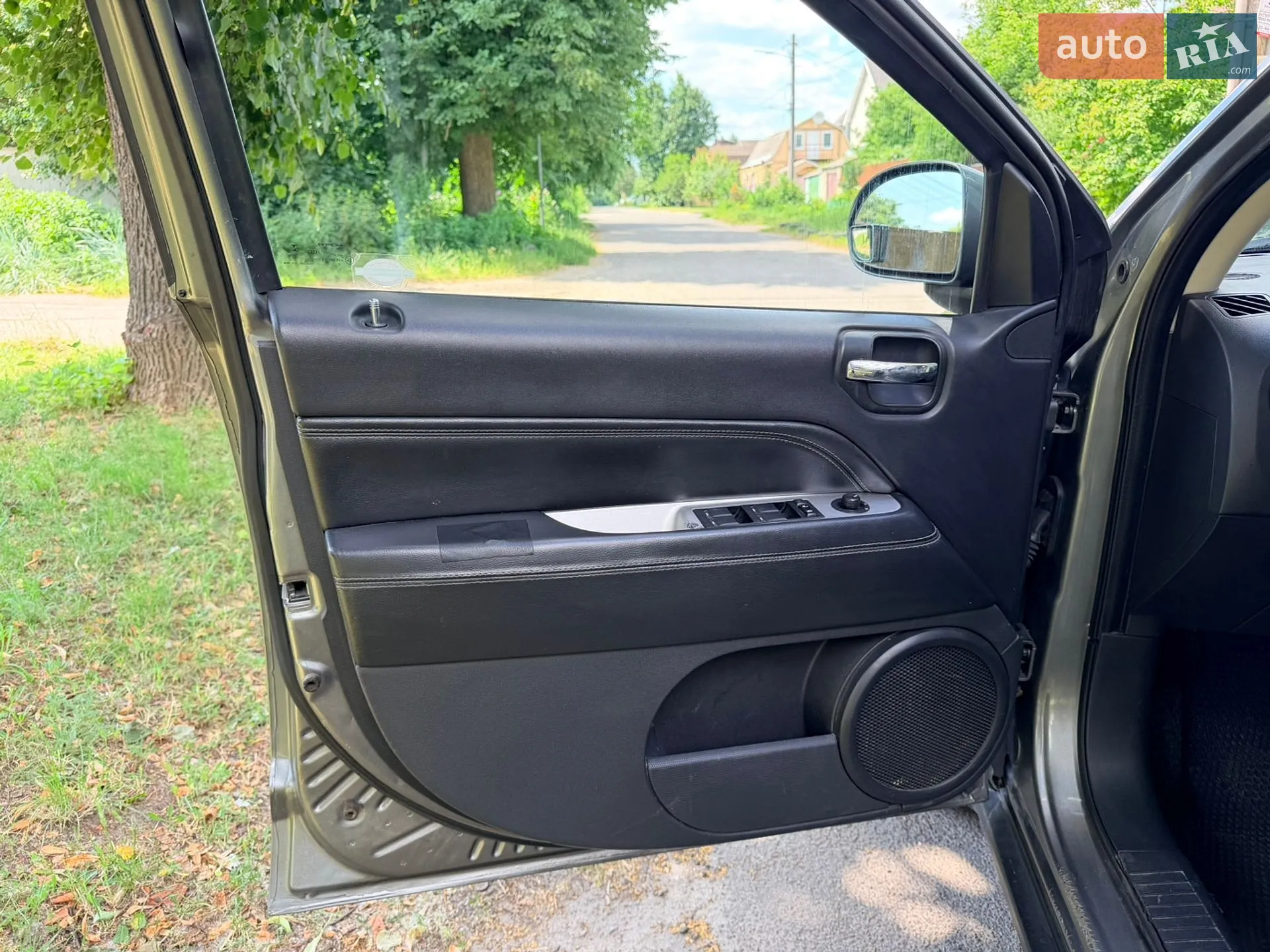 2013 Jeep Compass - мініатюра 27