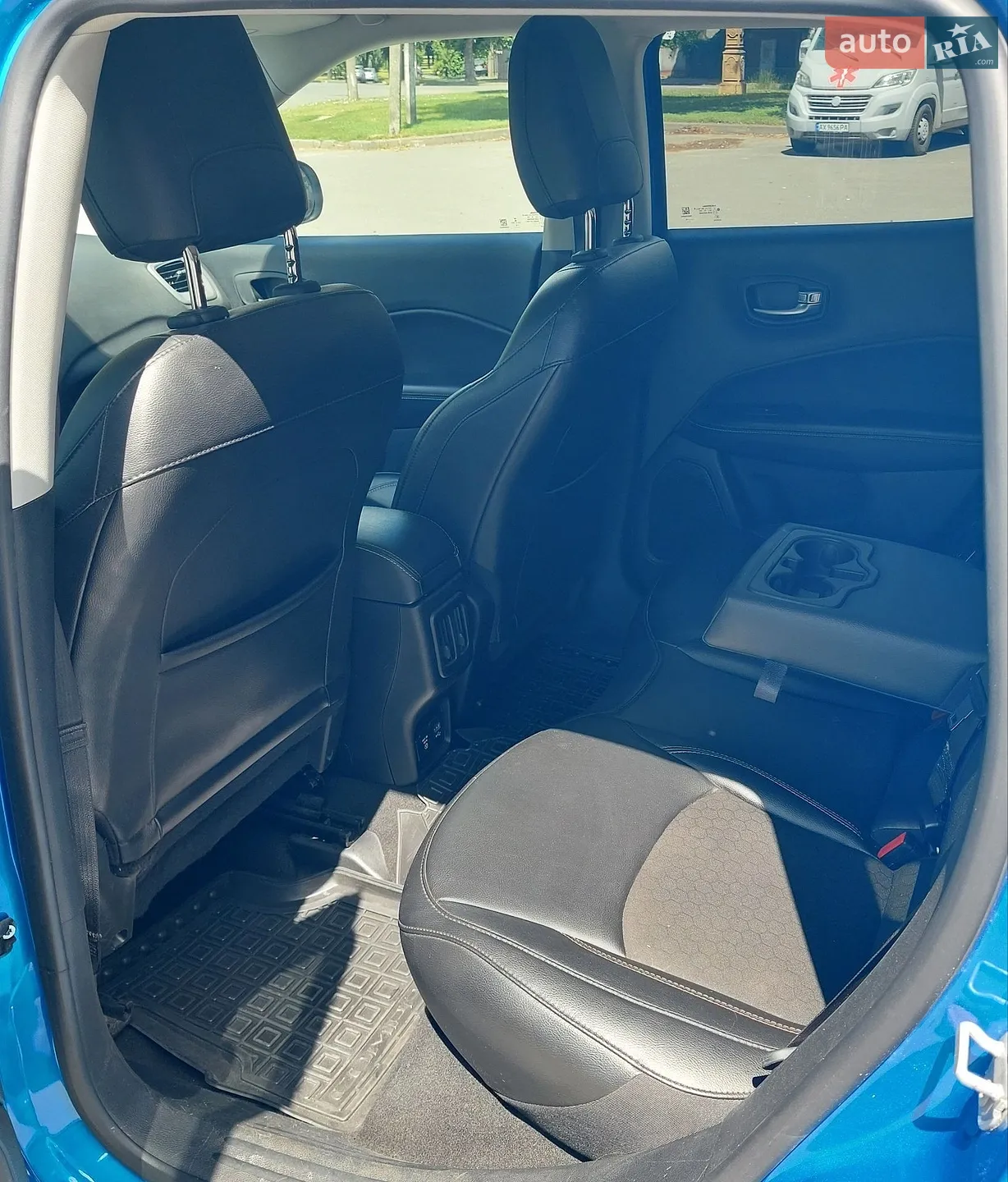 2020 Jeep Compass - мініатюра 6