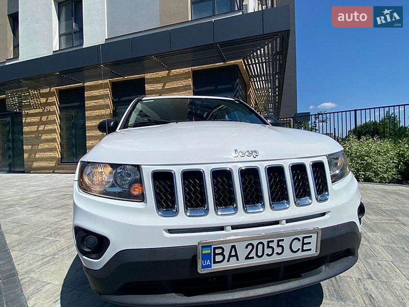 Внедорожник / Кроссовер Jeep Compass 2016 в Киеве