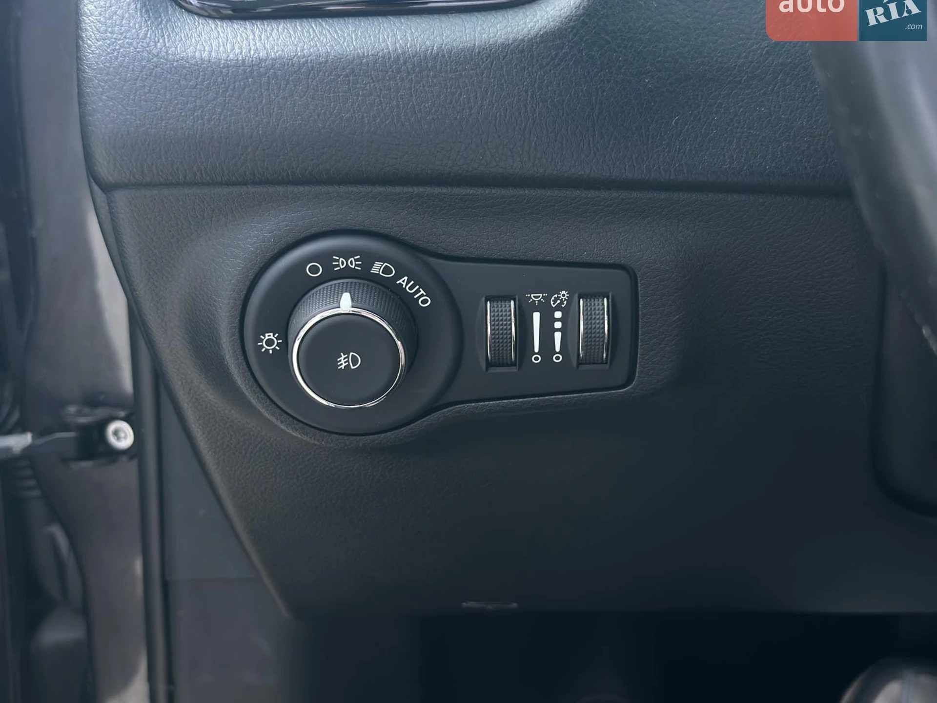 2019 Jeep Compass - мініатюра 22