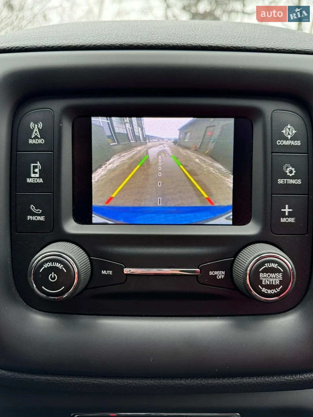 2017 Jeep Compass - мініатюра 16