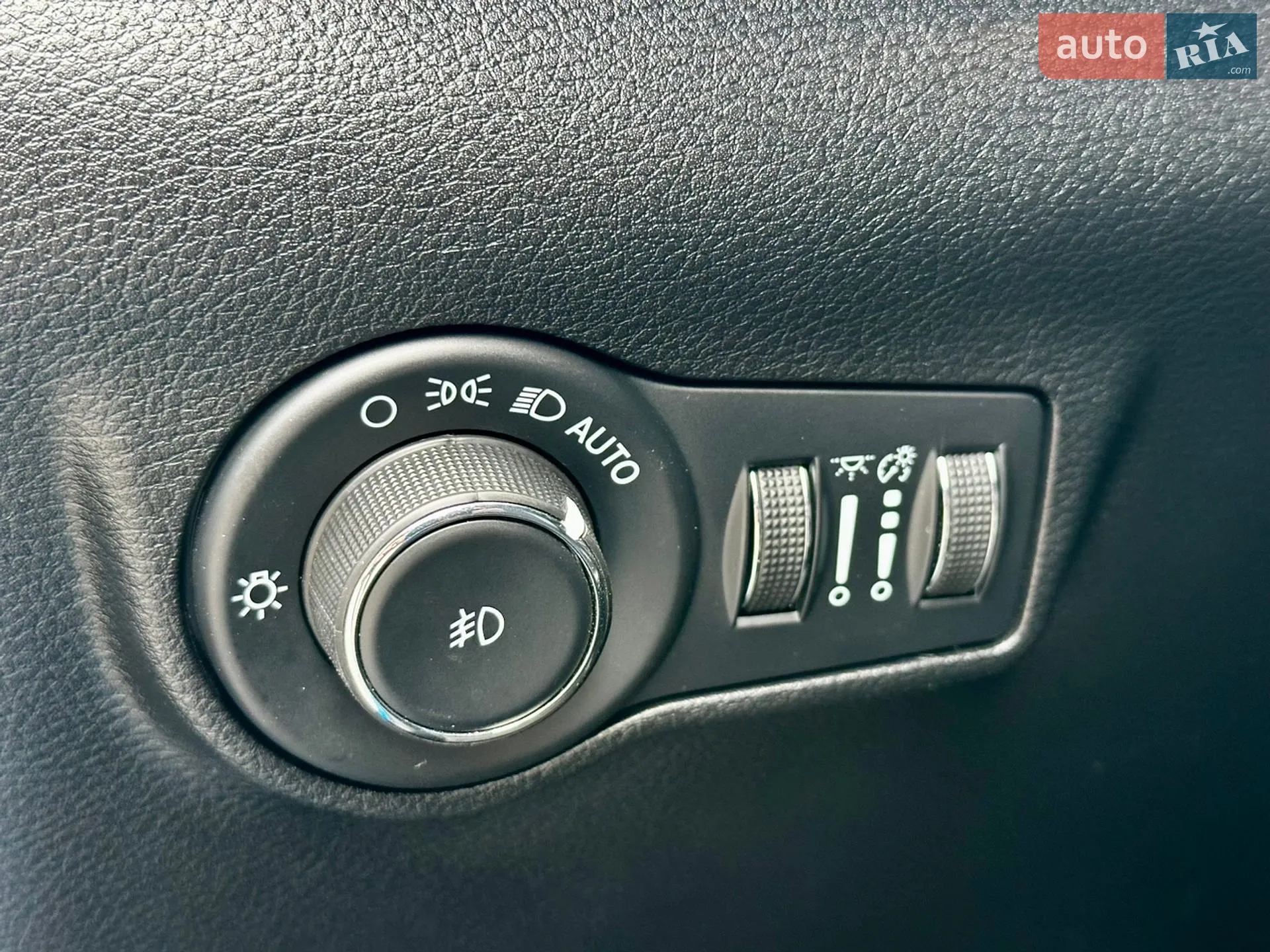 2022 Jeep Compass - мініатюра 18
