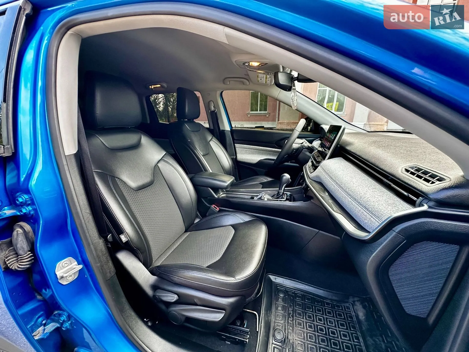 2022 Jeep Compass - мініатюра 28