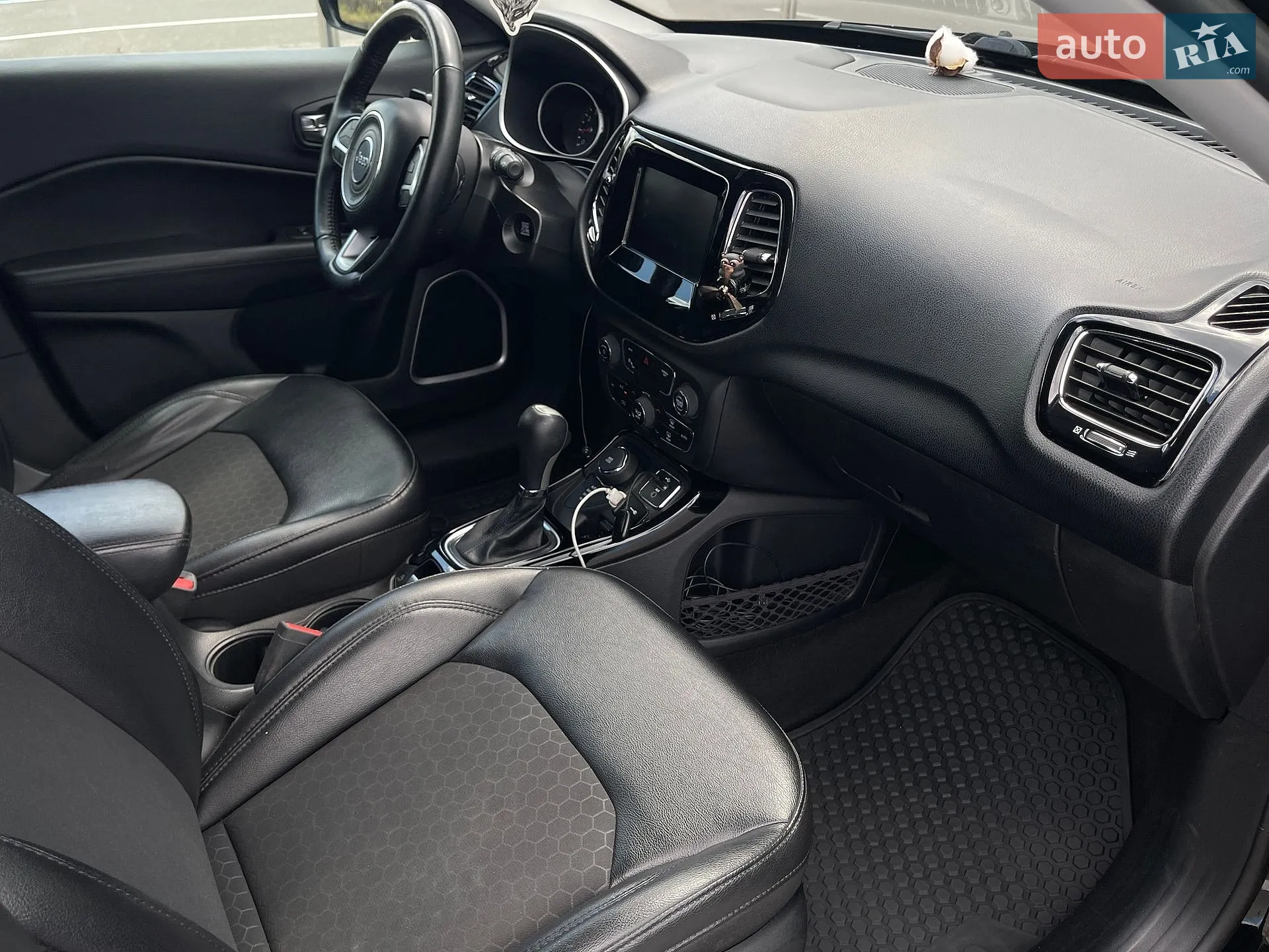 2018 Jeep Compass - мініатюра 25