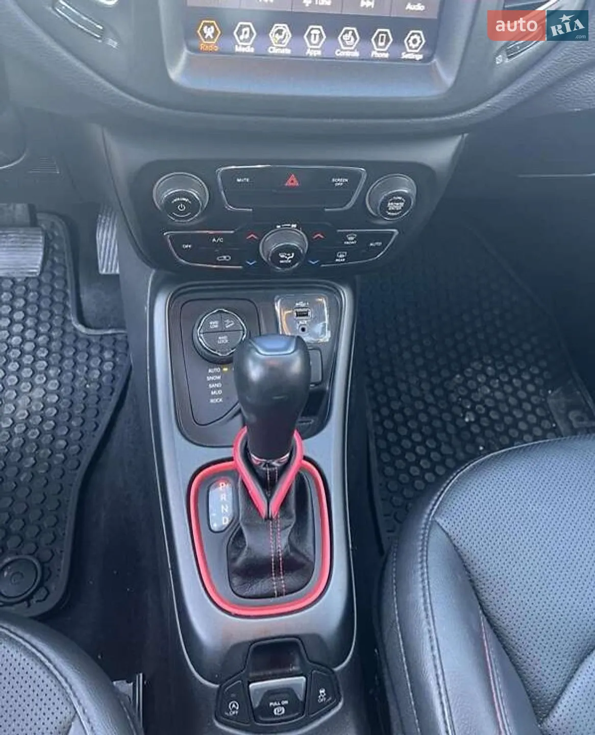 2020 Jeep Compass - мініатюра 19