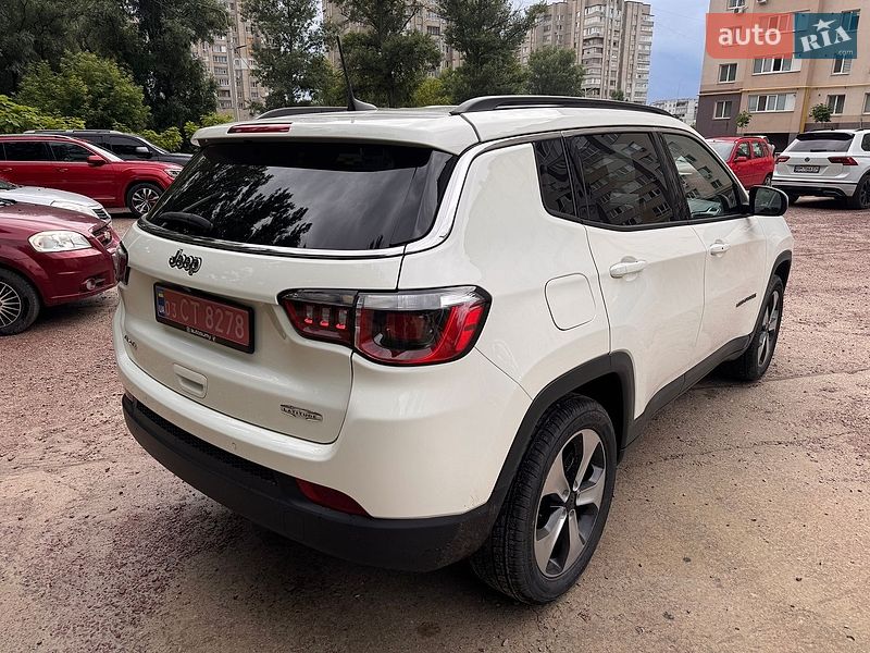 Внедорожник / Кроссовер Jeep Compass 2017 в Киеве фото 12 Внедорожник / Кроссовер Jeep Compass 2017 в Киеве