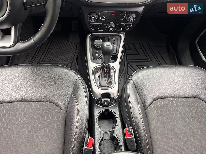Внедорожник / Кроссовер Jeep Compass 2017 в Киеве фото 23 Внедорожник / Кроссовер Jeep Compass 2017 в Киеве
