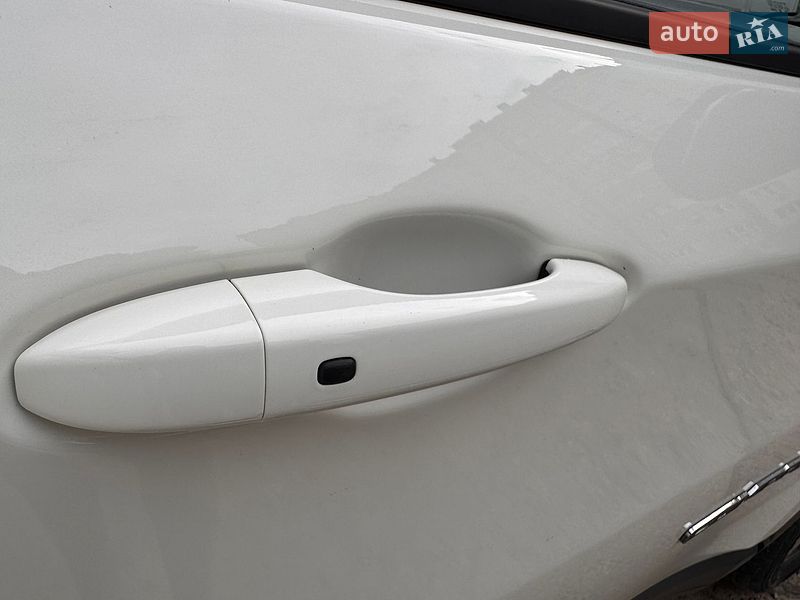 Внедорожник / Кроссовер Jeep Compass 2017 в Киеве фото 33 Внедорожник / Кроссовер Jeep Compass 2017 в Киеве