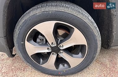Внедорожник / Кроссовер Jeep Compass 2017 в Киеве фото 48 Внедорожник / Кроссовер Jeep Compass 2017 в Киеве