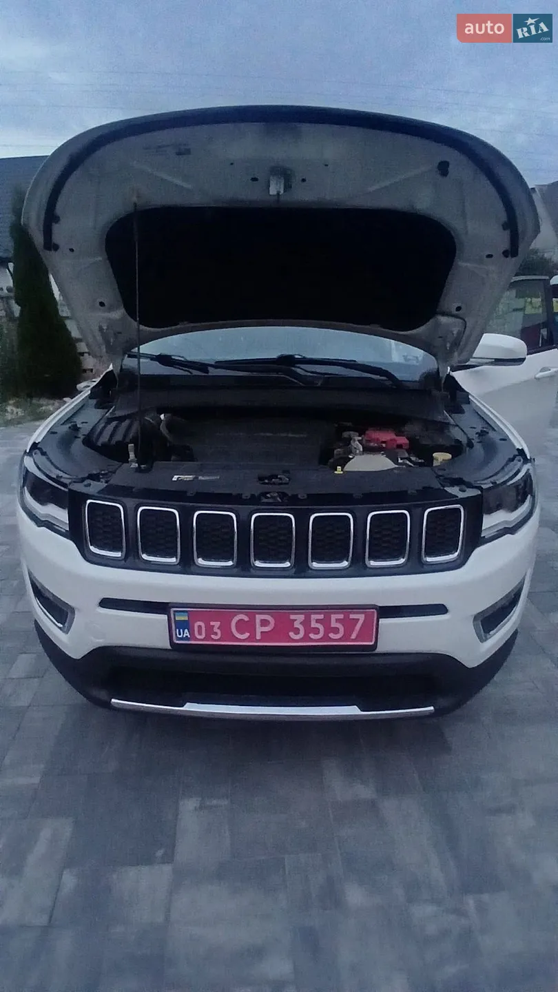 2019 Jeep Compass - мініатюра 2