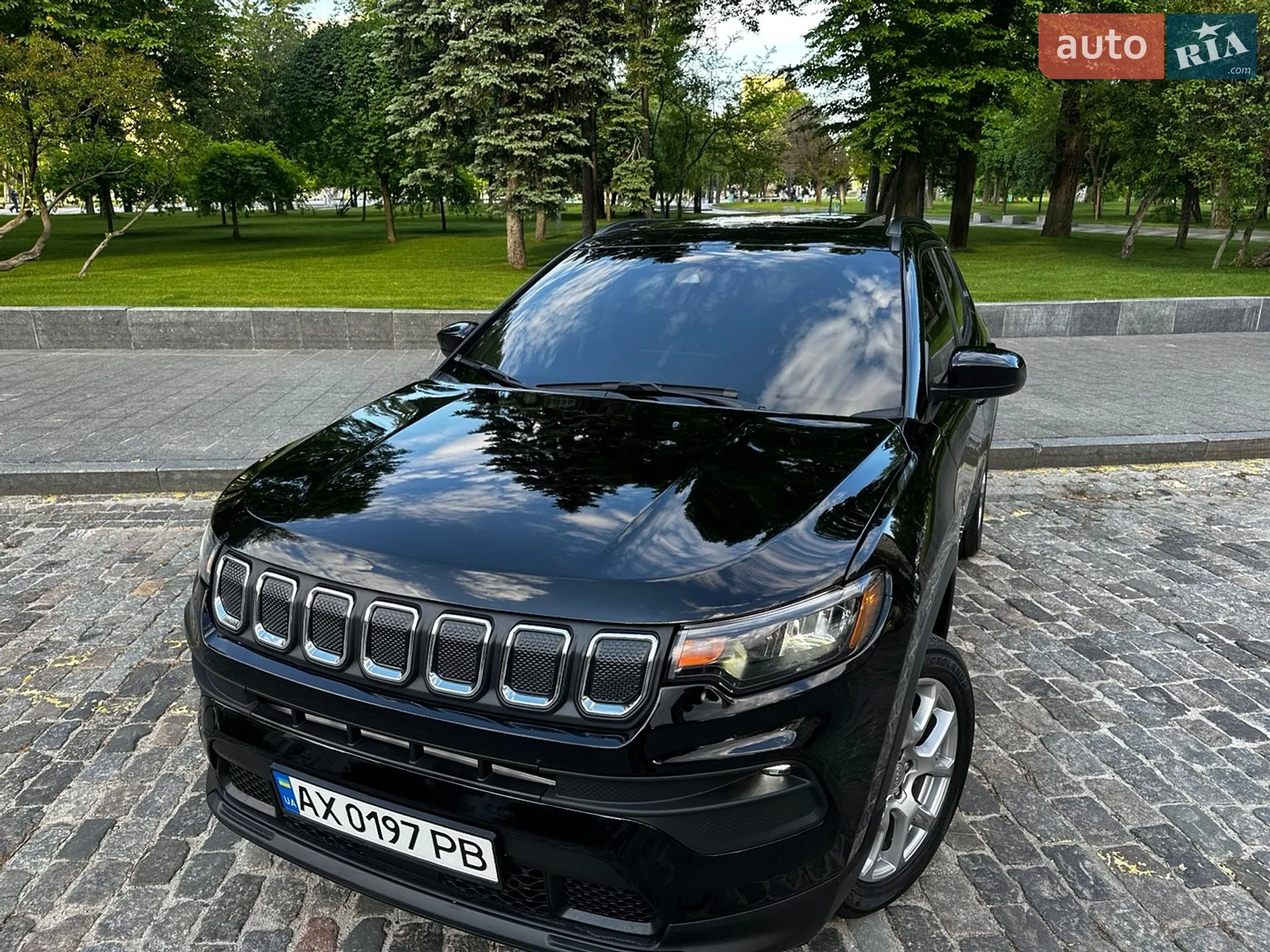 2022 Jeep Compass - мініатюра 2