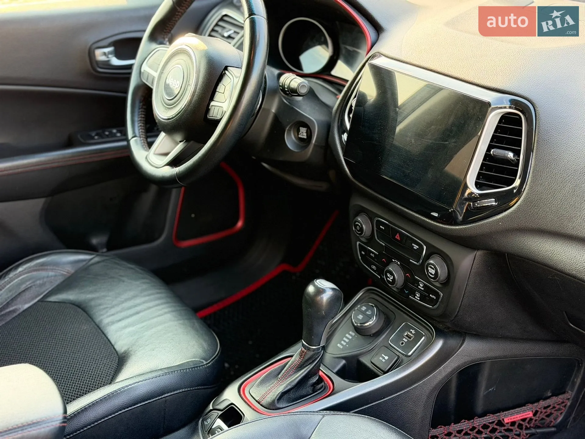 2017 Jeep Compass - мініатюра 21