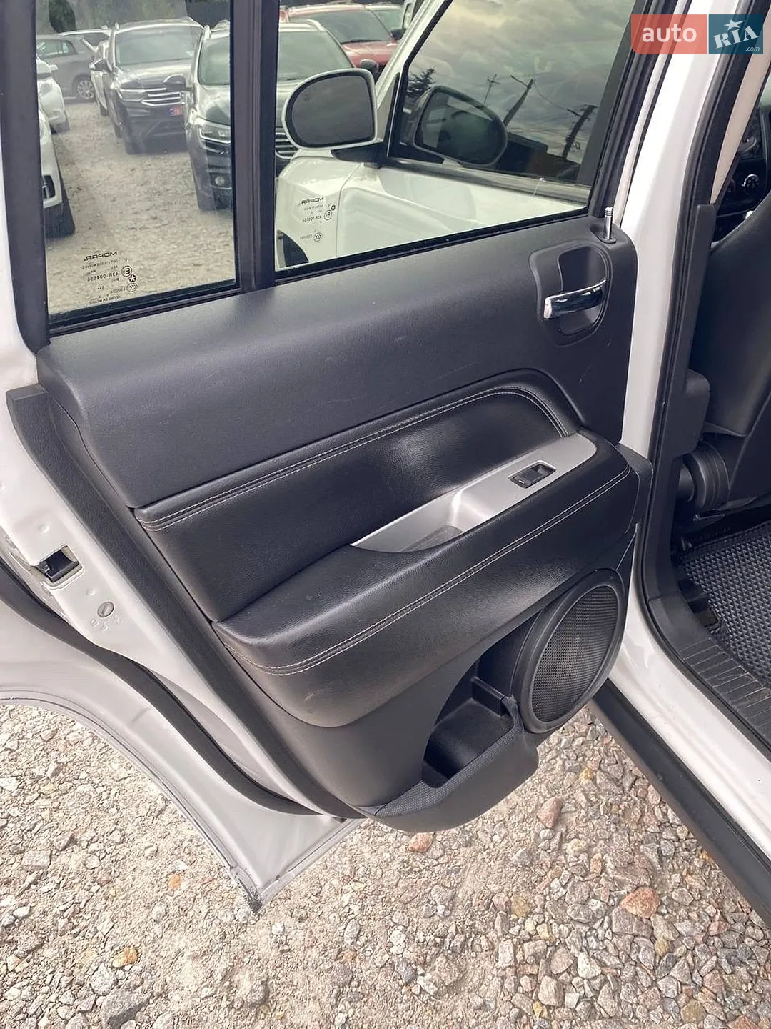 2015 Jeep Compass - мініатюра 8