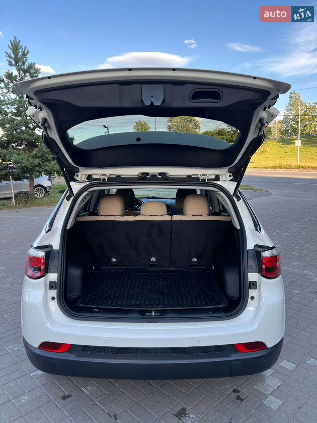 2019 Jeep Compass - мініатюра 24