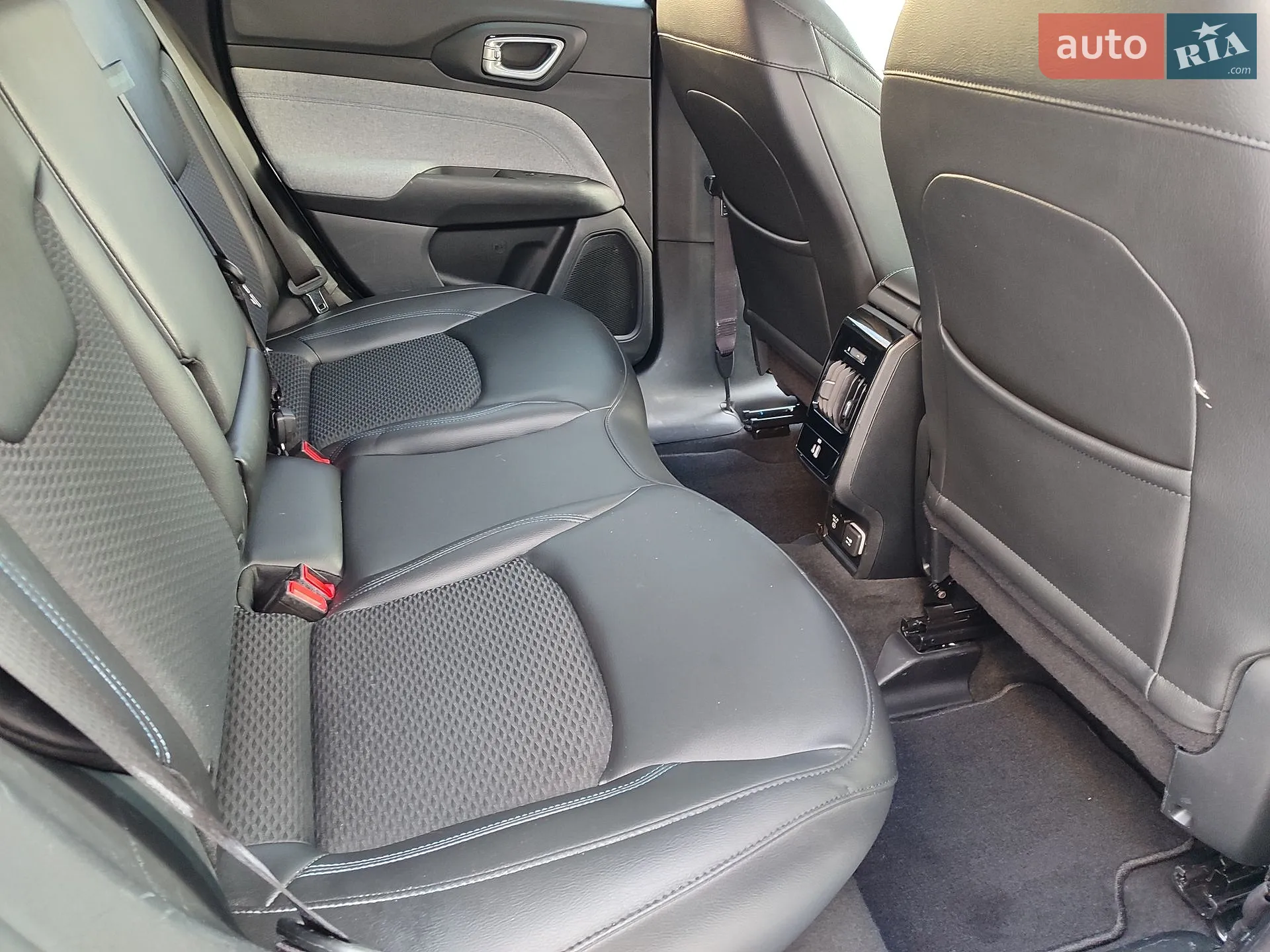 2021 Jeep Compass - мініатюра 20