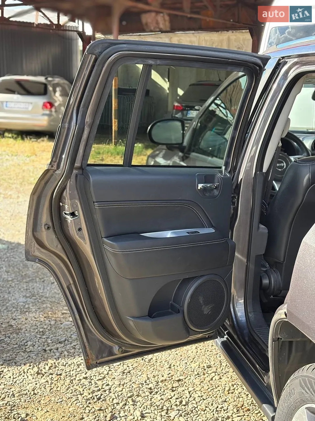 2016 Jeep Compass - мініатюра 42