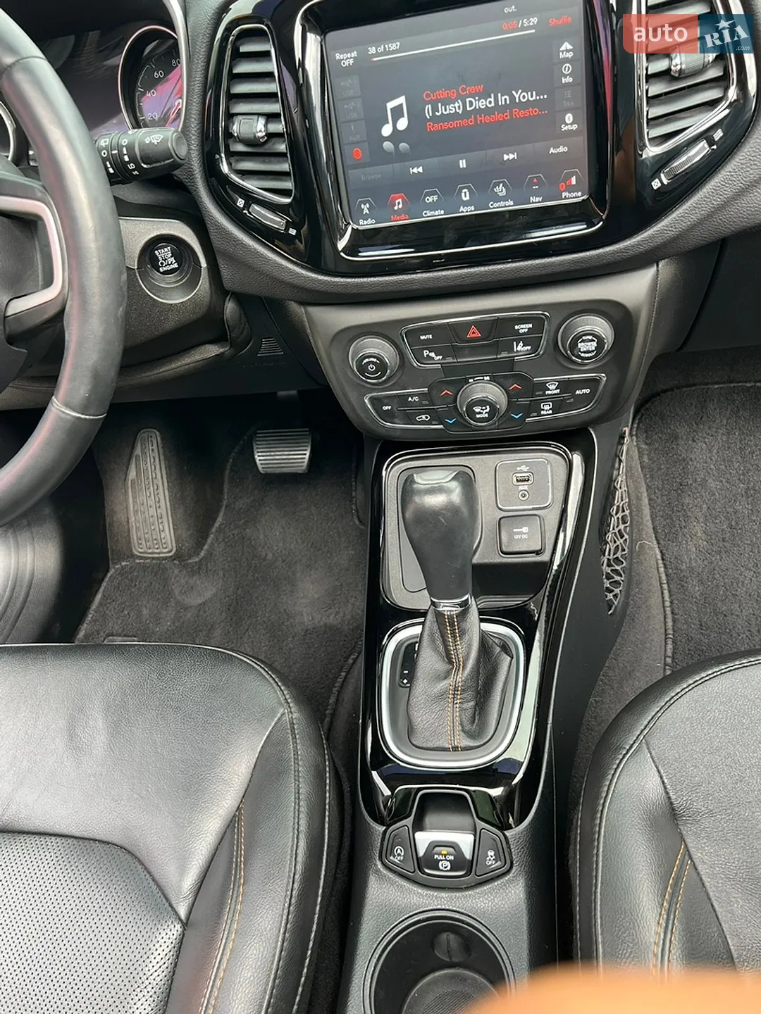 2017 Jeep Compass - мініатюра 36