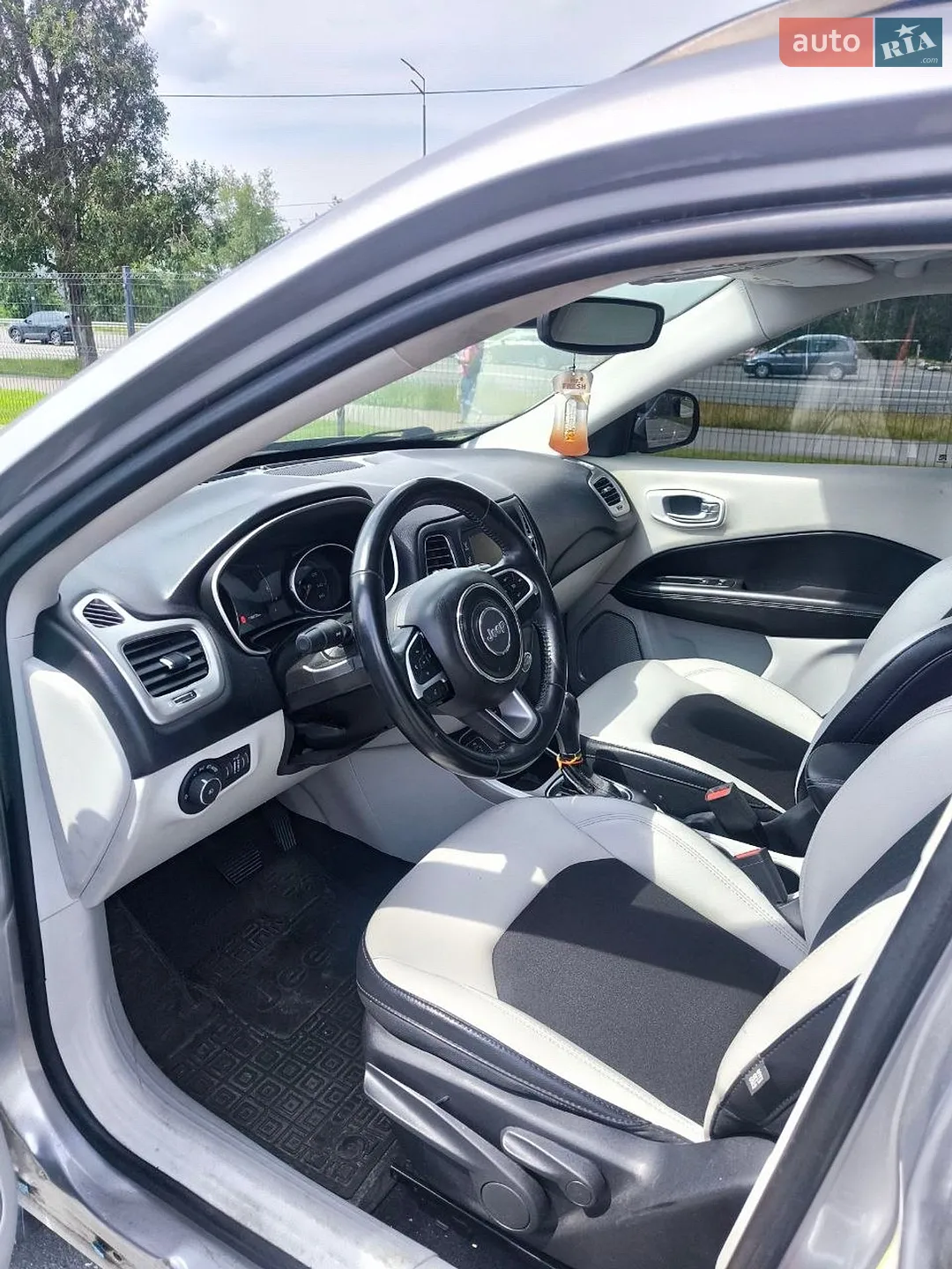 2018 Jeep Compass - мініатюра 11