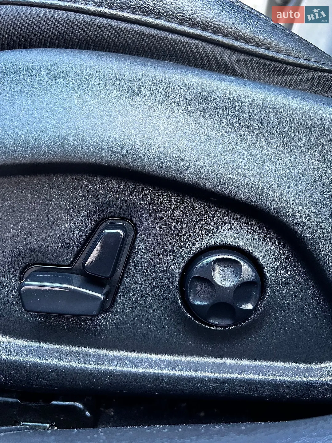 2020 Jeep Compass - мініатюра 28