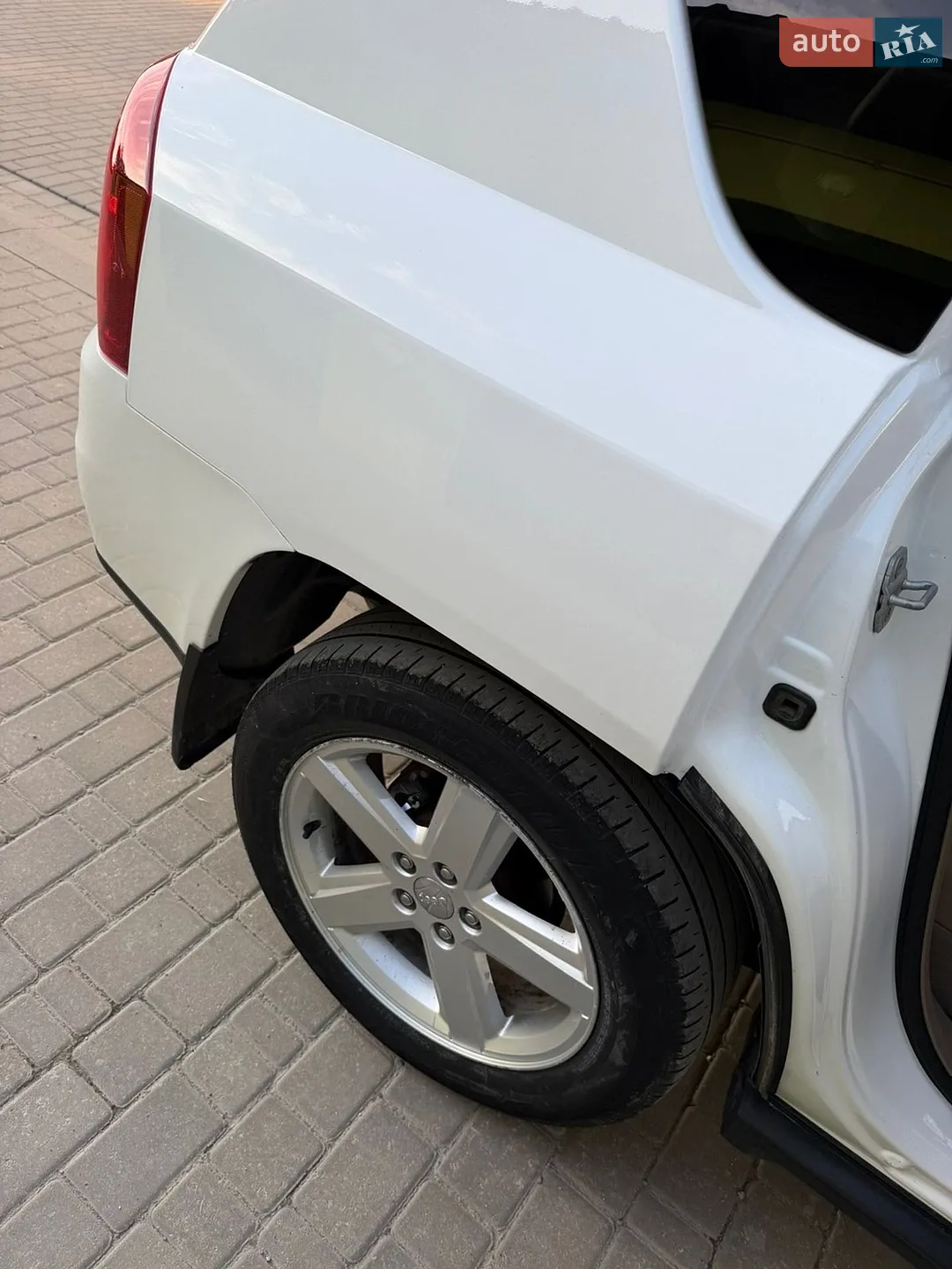 2012 Jeep Compass - мініатюра 15