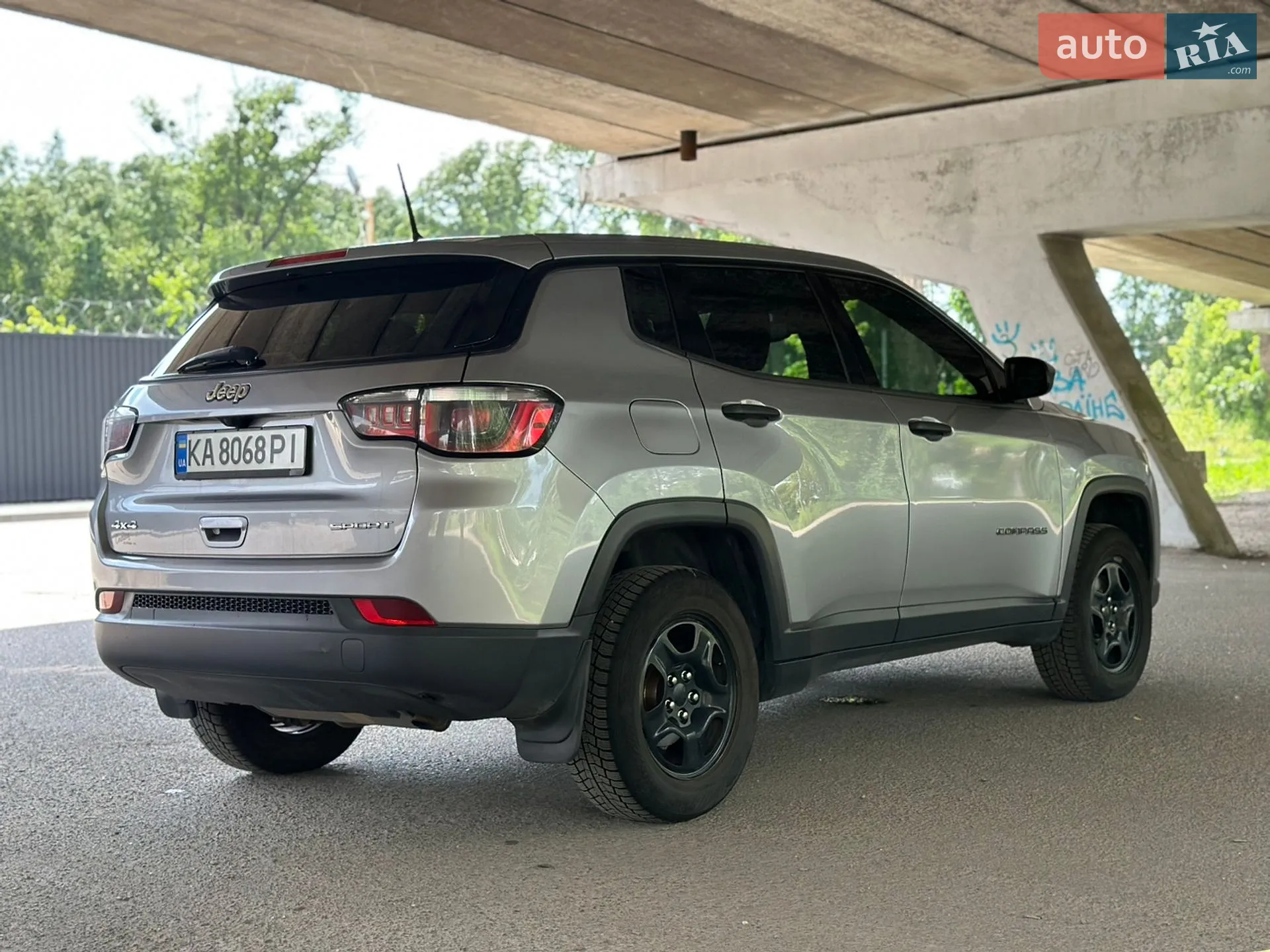 2017 Jeep Compass - мініатюра 12
