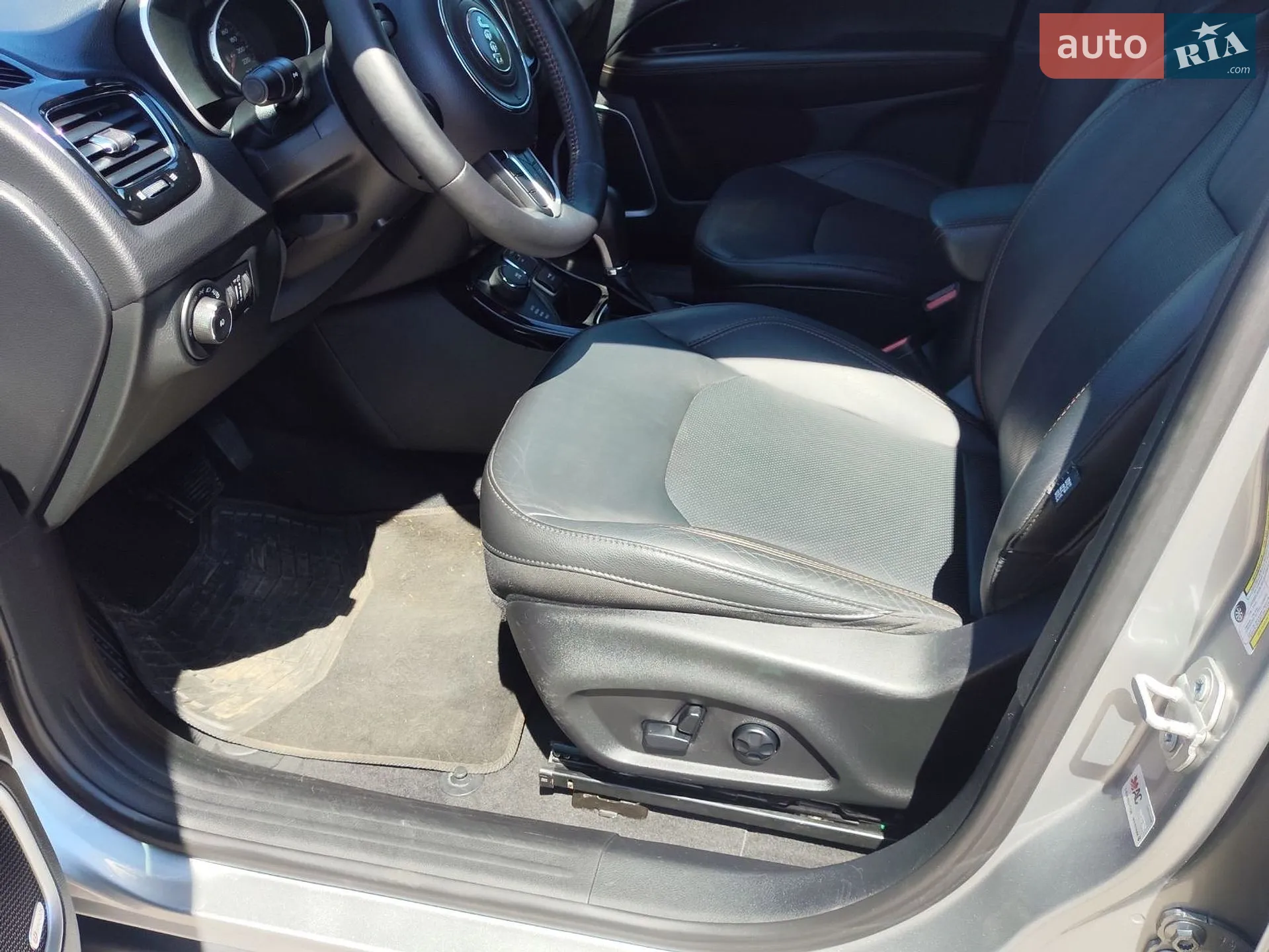 2018 Jeep Compass - мініатюра 14