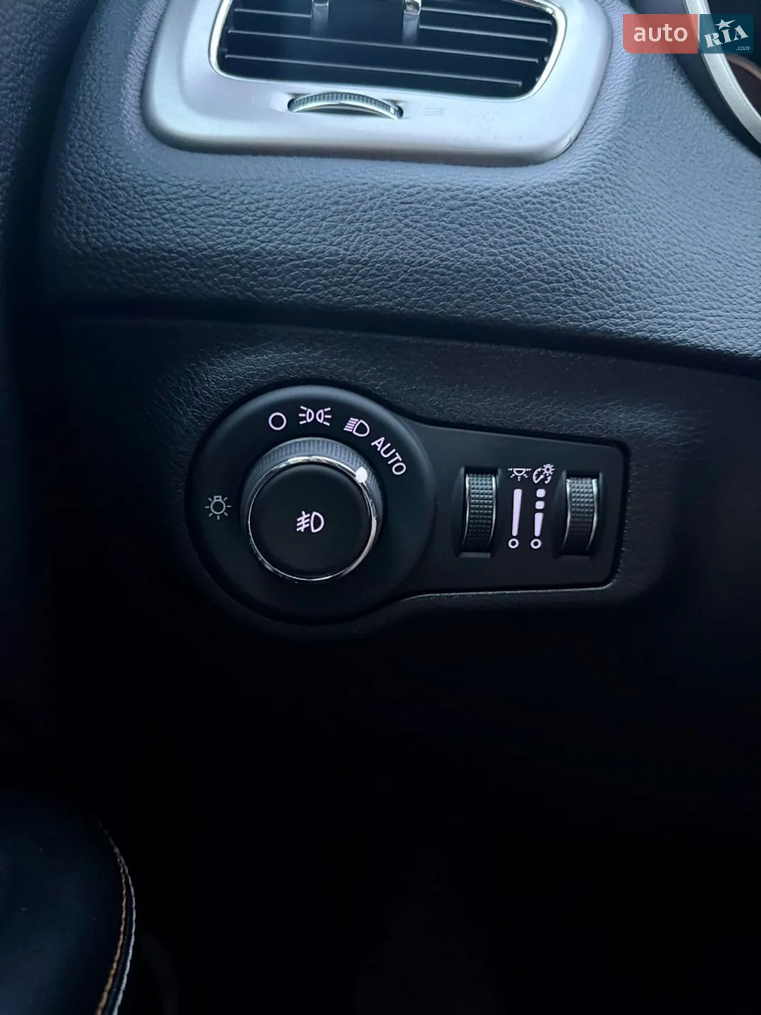 2017 Jeep Compass - мініатюра 18